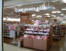 100円ショップ　シルク　画像